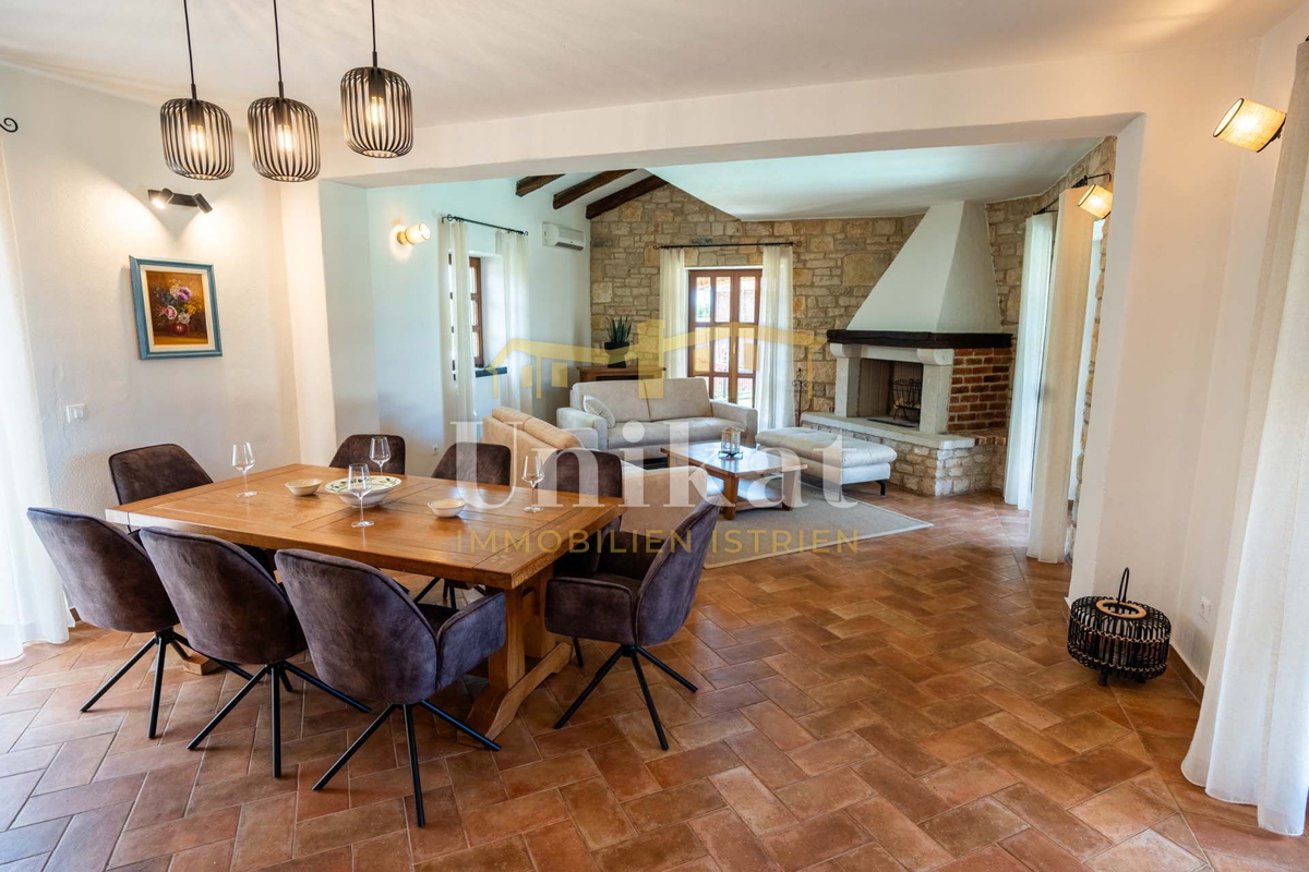 Luksuzna hiša s bazenom blizu Poreča